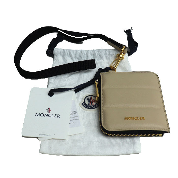 MONCLER モンクレール FLAT WALLET SMALL 二つ折り財布 コンパクトウォレット ベージュ I109B6C00001 M3043 ショルダーストラップ付 ユニセックス【中古】【美品】