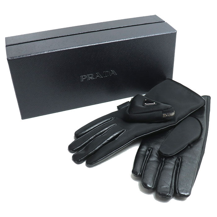 PRADA プラダ トライアングルロゴ 手袋 ブラック 2GG137 2DW1 F0002
8 レディース【中古】【美品】