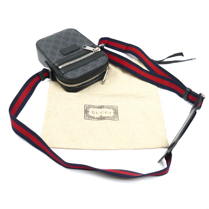 GUCCI グッチ GGスプリーム メッセンジャー ショルダーバッグ ブラック 682357 K5RLN メンズ【中古】【美品】