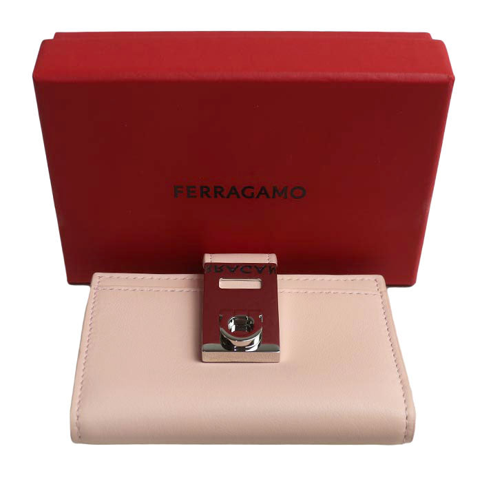 Salvatore Ferragamo サルヴァトーレフェラガモ ガンチーニ カードケース Hug ライトピンク 220552 レディース【未使用】【買取品】