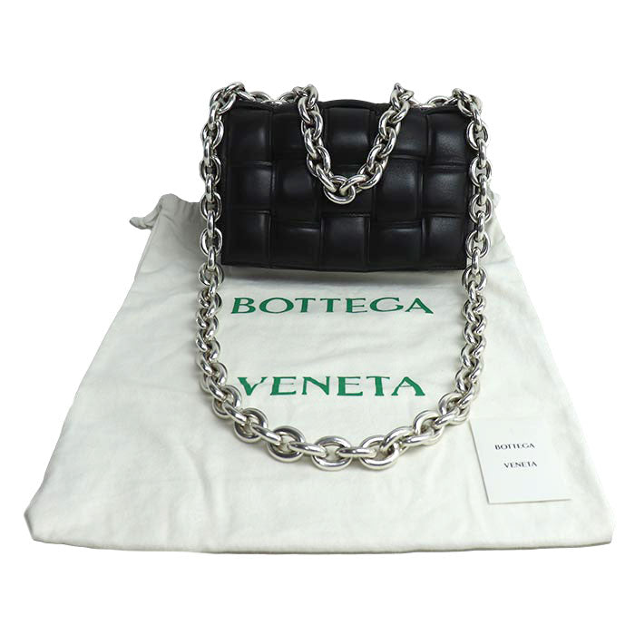 BOTTEGAVENETA ボッテガヴェネタ パデッド カセット チェーンショルダー ショルダーバッグ ブラック 631421 VBWZ0 レディース【中古】【美品】