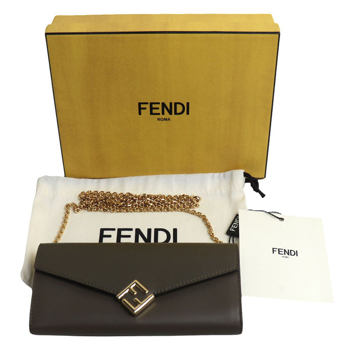 FENDI フェンディ FF ダイヤモンド チェーンウォレット 長財布 AVOCADO 8M0365 ALV4 F1D3Q レディース【中古】【極美品】