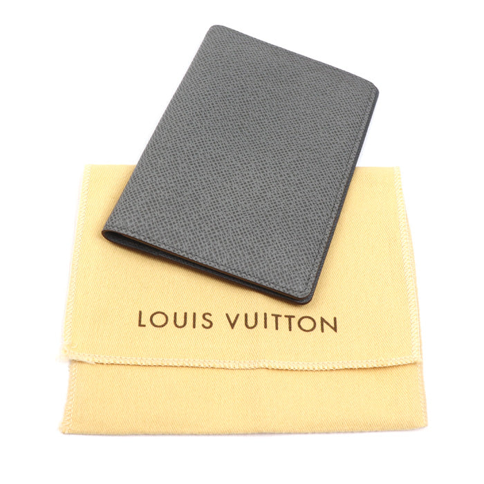 LOUIS VUITTON ルイ・ヴィトン クーヴェルテュール パスポートケース タイガ グレー M32647 CA0152 ユニセックス【中古】【美品】