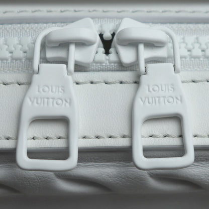 LOUIS VUITTON ルイ・ヴィトン LVオーナメント ソフトトランク ショルダーバッグ ホワイト M21833 IC ユニセックス【中古】【美品】