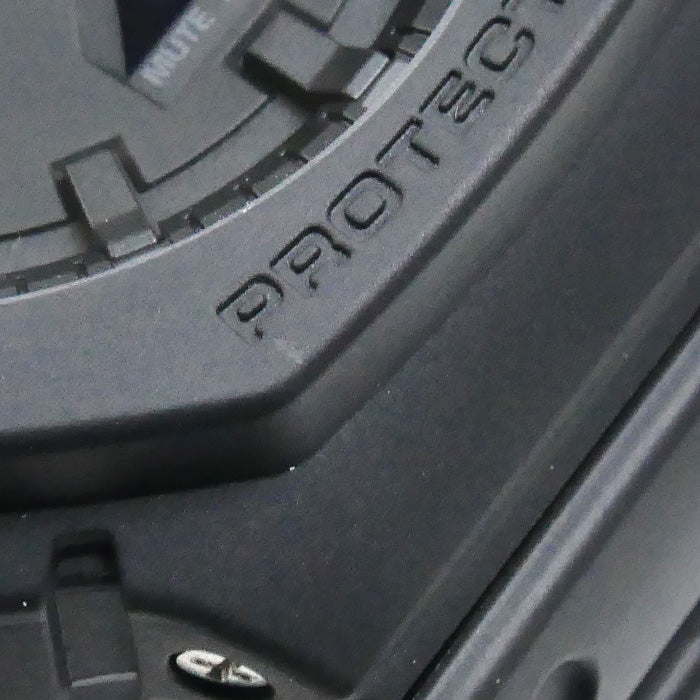 CASIO カシオ G-SHOCK 腕時計 電池式 GA-2100-1A1ER メンズ【中古】