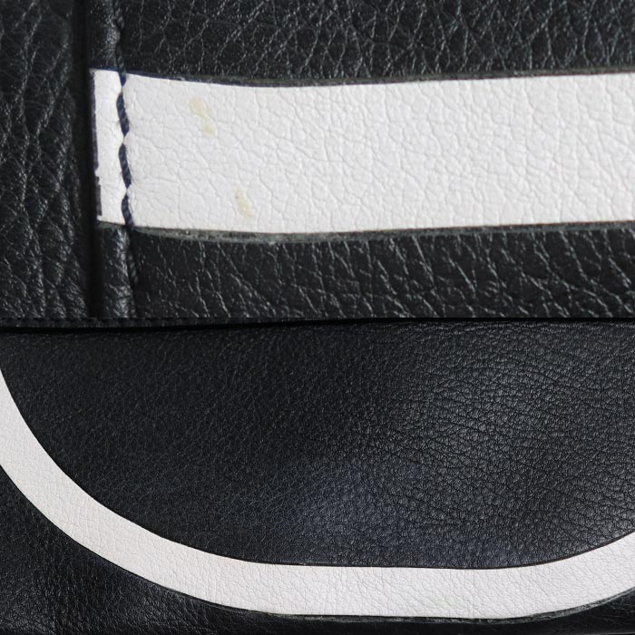 Valentino Garavani ヴァレンティノ・ガラヴァーニ Vロゴ クラッチバッグ ブラック メンズ【中古】