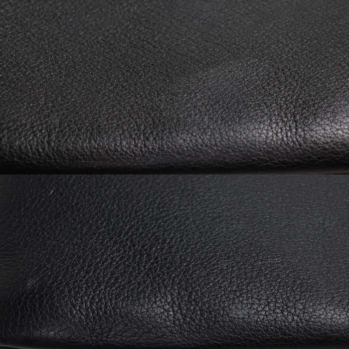 Valentino Garavani ヴァレンティノ・ガラヴァーニ Vロゴ クラッチバッグ ブラック メンズ【中古】