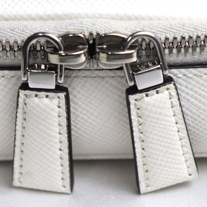 PRADA プラダ サフィアーノ 三角ロゴ ショルダーバッグ ホワイト 2VH154 メンズ【中古】