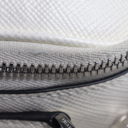 PRADA プラダ サフィアーノ 三角ロゴ ショルダーバッグ ホワイト 2VH154 メンズ【中古】