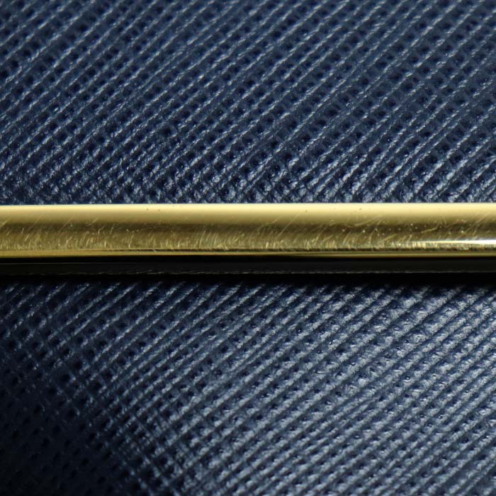 Salvatore Ferragamo サルヴァトーレフェラガモ ガンチーニ 二つ折り財布 ネイビー 224639 レディース【中古】