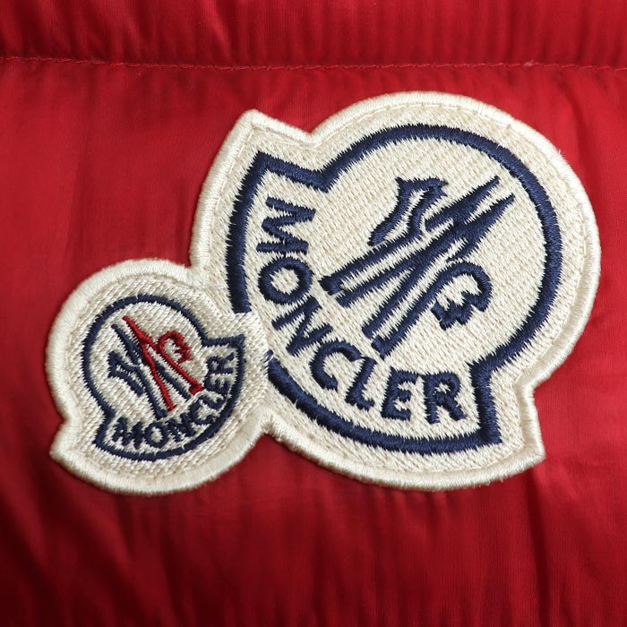 MONCLER モンクレール GERS ダウンベスト レッド D20914332949 
3 メンズ【中古】