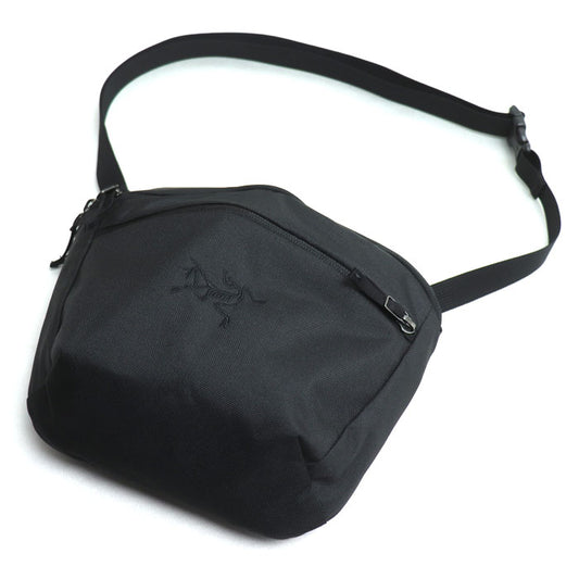 ARC'TERYX アークテリクス マンティス2  ウエストバッグ ブラック X000006100 X000008973 2.5L ユニセックス【中古】【美品】