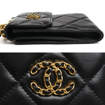 CHANEL シャネル シャネル19 フォンケース ショルダーバッグ ブラック AP1773 B04852 94305 レディース【中古】【美品】