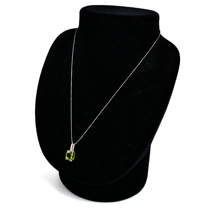 K18WG ホワイトゴールド ネックレス ペリドット2.80ct ダイヤモンド0.03ct 2.9g 40cm レディース【中古】