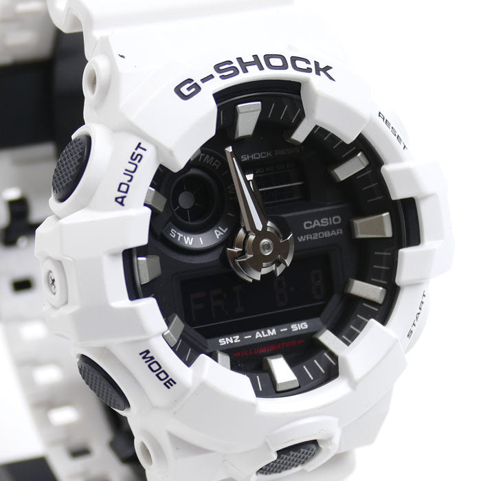 CASIO カシオ G-SHOCK 腕時計 電池式 ホワイト ブラック GA-700-7AJF メンズ【中古】【美品】