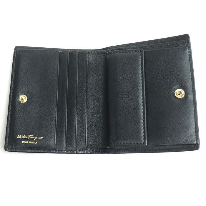 Salvatore Ferragamo サルヴァトーレフェラガモ ガンチーニ 二つ折り財布 ブラック 22E032 レディース【中古】