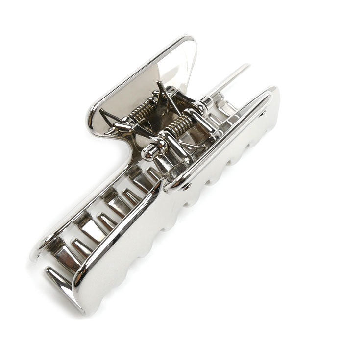 PRADA プラダ トライアングルロゴ メタルクリップ ヘアクリップ シルバー 1IF103_2BA6_F0276 レディース【中古】