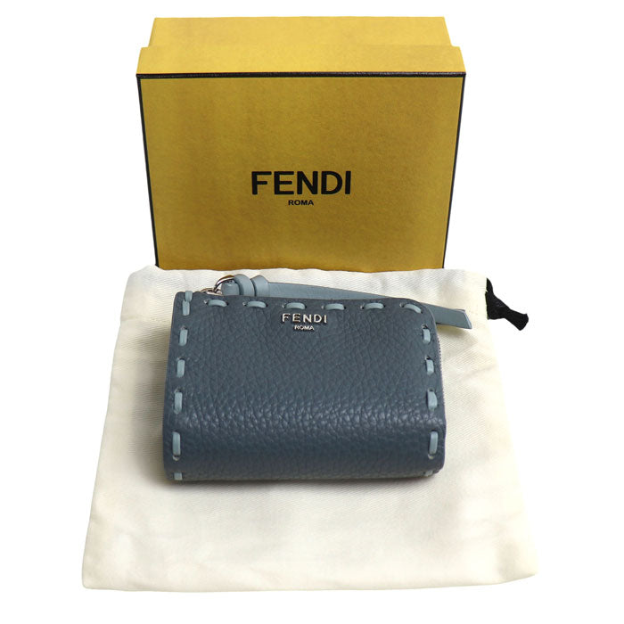 FENDI フェンディ ピーカブー マイクロ 三つ折り財布 ライトブルー 8M0499AURNF1VFI レディース【中古】【美品】