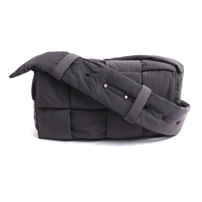 BOTTEGAVENETA ボッテガヴェネタ パデットテック カセット ショルダーバッグ ダークグレー 628951 ユニセックス【中古】