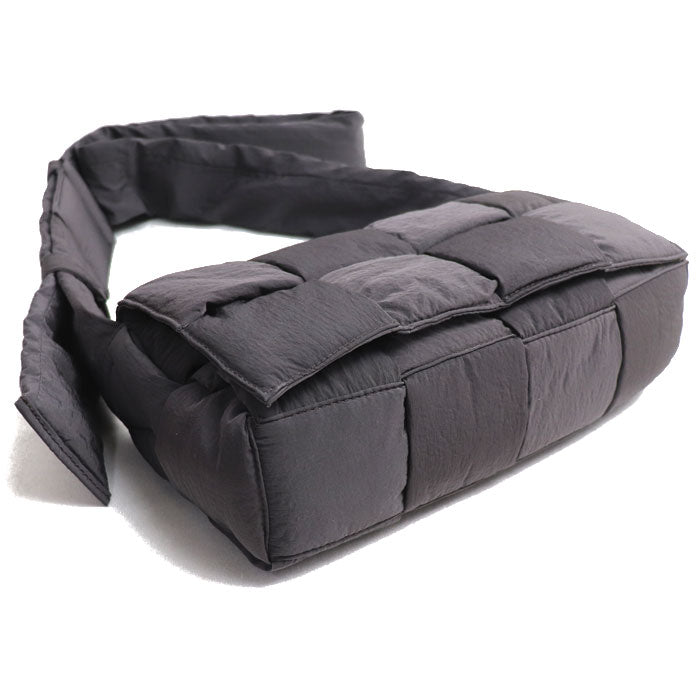 BOTTEGAVENETA ボッテガヴェネタ パデットテック カセット ショルダーバッグ ダークグレー 628951 ユニセックス【中古】