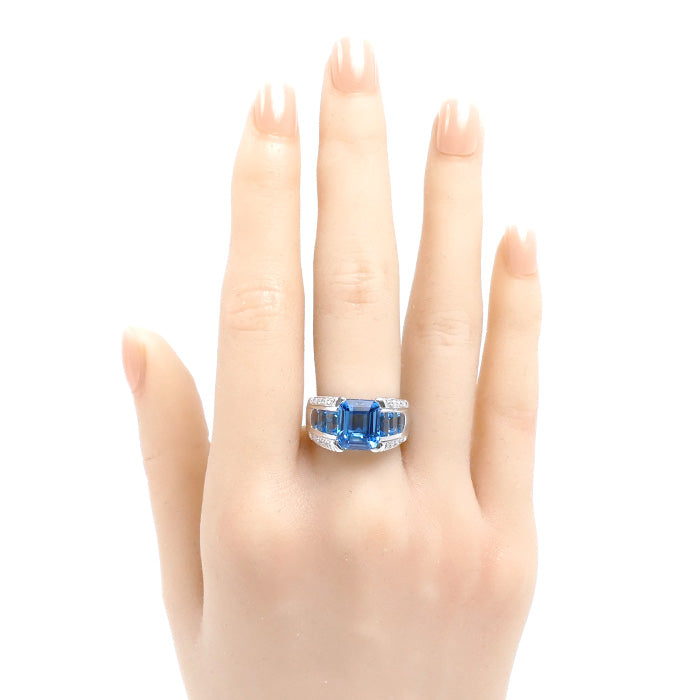 K18WG ホワイトゴールド リング・指輪 ブルートパーズ5.89ct ダイヤモンド0.10ct 13号 8.1g レディース【中古】【美品】