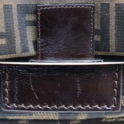 FENDI フェンディ ズッカ バゲット ショルダーバッグ ブラウン 26424 レディース【中古】