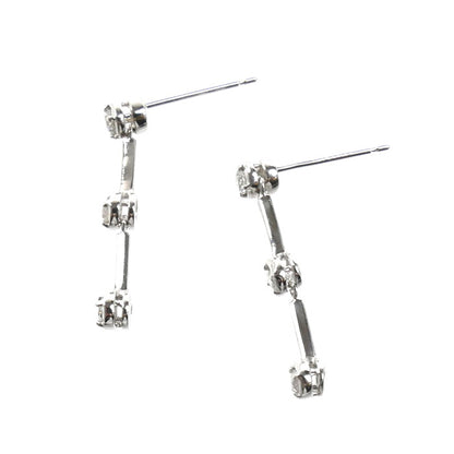 K18WG ホワイトゴールド ピアス ダイヤモンド0.15ct/0.15ct 2.0g ステーション レディース【中古】【美品】