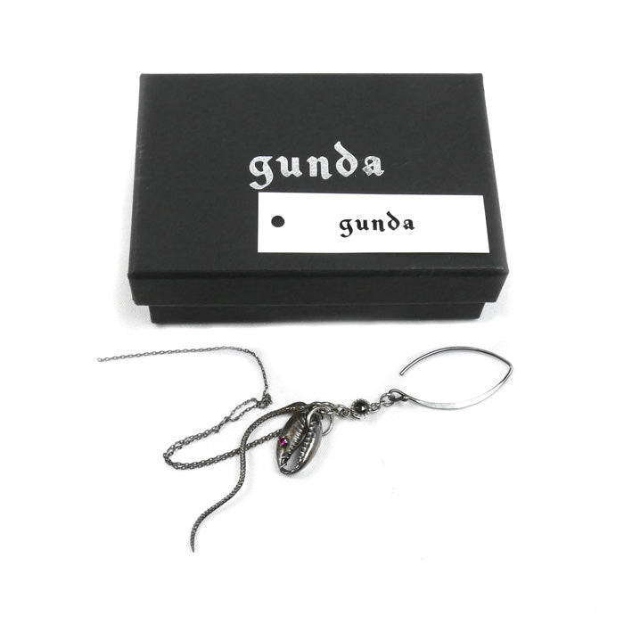gunda ガンダ メタル シルバー925 タカラガイモチーフ シングルピアス ピアス ユニセックス【中古】