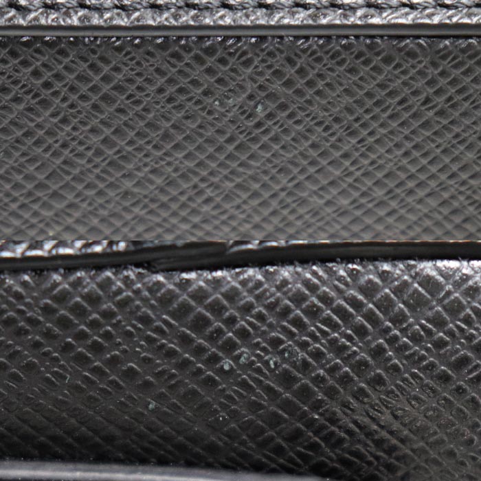 LOUIS VUITTON ルイ・ヴィトン ニュー・フラップ メッセンジャー ショルダーバッグ タイガ ブラック M30807 IC メンズ【中古】【美品】