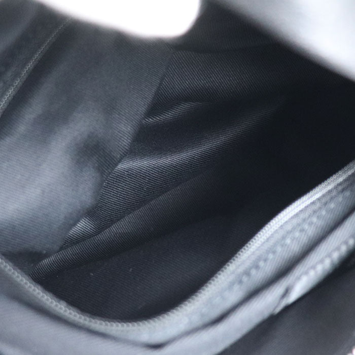 Yohji Yamamoto ヨウジヤマモト Yボディバッグ discord ボディバッグ ブラック DA-I93-790 ユニセックス【中古】【極美品】