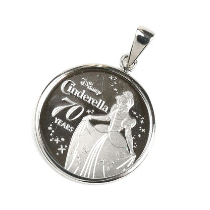 999.5/Pt900 シンデレラ 70周年コイン 1/10OZ ペンダントトップ 3.7g レディース【中古】【美品】
