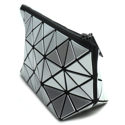 ISSEY MIYAKE イッセイミヤケ BAOBAO PRIZM ポーチ シルバー BB63-AG051 レディース【中古】【美品】