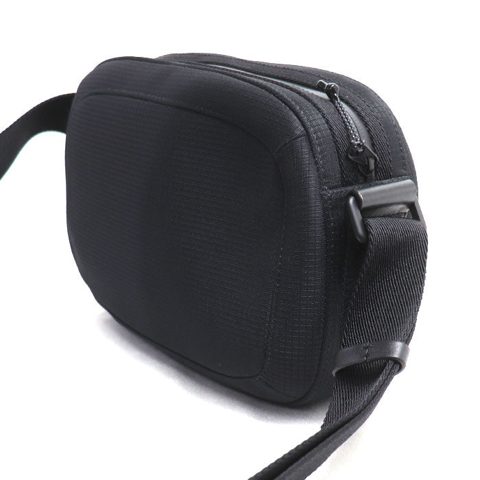 MONCLER モンクレール カット クロスボディ ショルダーバッグ ブラック 5L00002 M3267 メンズ【中古】【美品】
