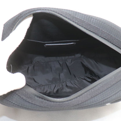 MONCLER モンクレール カット クロスボディ ショルダーバッグ ブラック 5L00002 M3267 メンズ【中古】【美品】