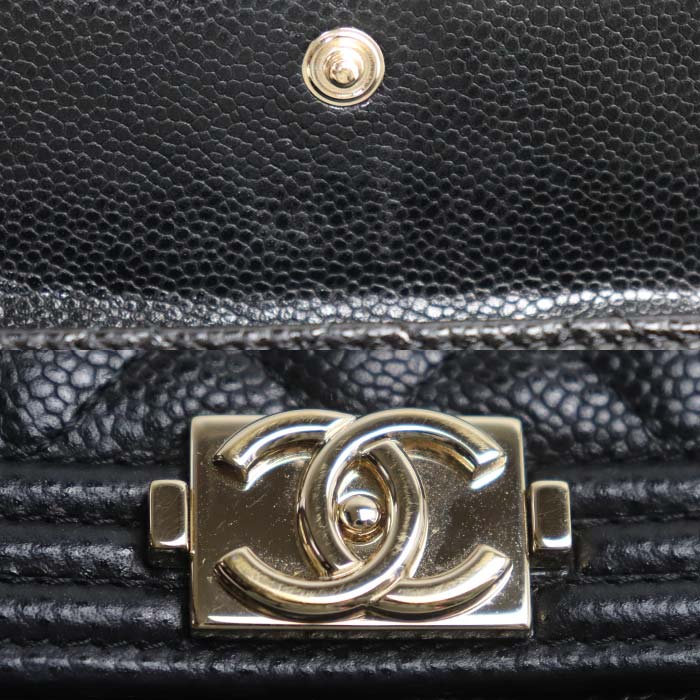 CHANEL シャネル ボーイシャネル マトラッセ 三つ折り財布 ブラック A84432 レディース【中古】