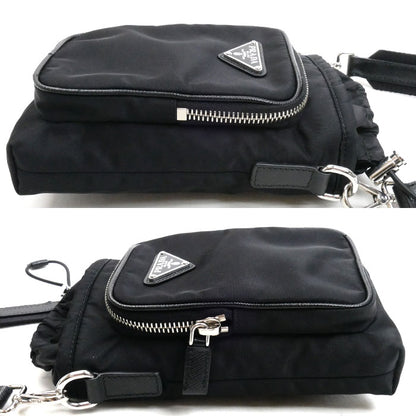 PRADA プラダ Re-Nylon スマートフォンケース ショルダーバッグ ブラック 2ZH155 2DMI F0002 ICチップ ユニセックス【中古】【美品】