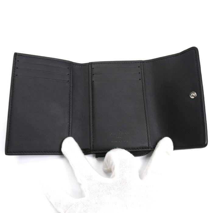 LOUIS VUITTON ルイ・ヴィトン ポルトフォイユ・パイロット 三つ折り財布 ブラック M82556 IC メンズ【中古】