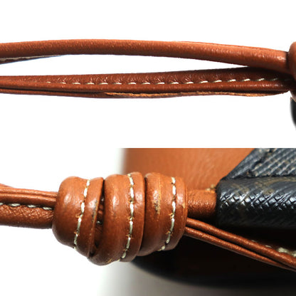 CELINE セリーヌ トリオンフ フラップ付きモバイルポーチ ショルダーバッグ タン 10G332CQD.04LU レディース【中古】