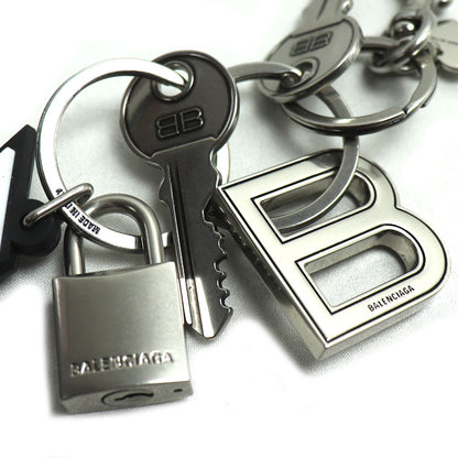 BALENCIAGA バレンシアガ メタル ロゴ Kit チャーム チャーム 7934422AA808486 メンズ レディース ユニセックス【中古】【美品】