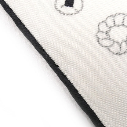 HERMES エルメス  Animaux Bandana スカーフ ホワイト/ブラック H044100S カレ55 レディース【中古】【美品】