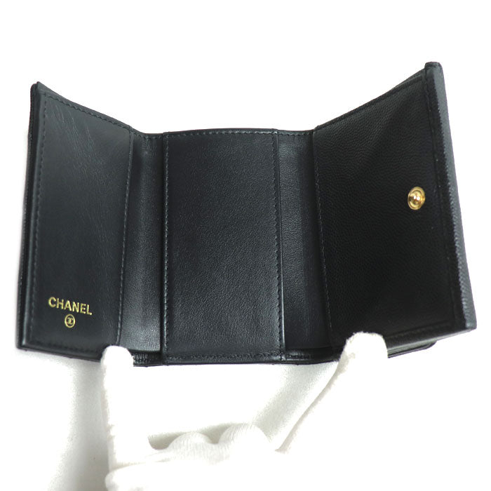 CHANEL シャネル マトラッセ キャビアスキン コンパクトウォレット 三つ折り財布 ブラック AP3518 レディース【中古】【美品】