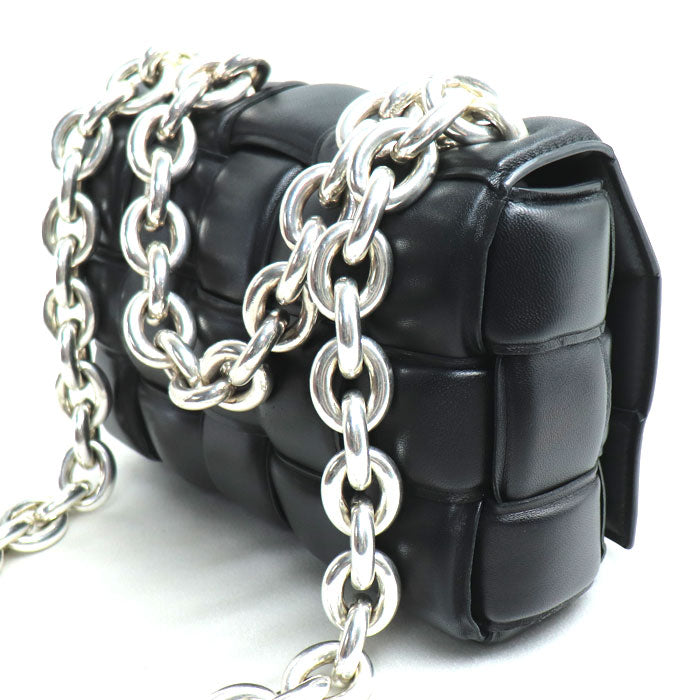 BOTTEGAVENETA ボッテガヴェネタ パデッド カセット チェーンショルダー ショルダーバッグ ブラック 631421 VBWZ0 レディース【中古】【美品】