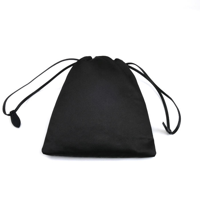 MIUMIU ミュウミュウ ダッチェス ポーチ ブラック 5NG010 2CTB F0002 レディース【中古】【美品】