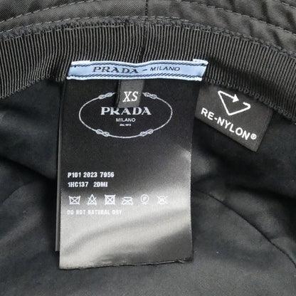 PRADA プラダ RE-NYLON トライアングルロゴ バケットハット ハット ブラック 1HC137 2DMI F0002 XS レディース【中古】