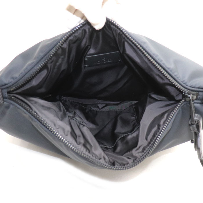 MONCLER モンクレール DUDDLE ラップトップ タブレットケース クラッチバッグ ブラック K209A6B000002 M7914 ユニセックス【中古】【美品】