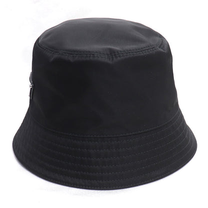 PRADA プラダ RE-NYLON トライアングルロゴ バケットハット ハット ブラック 1HC137_2DMI_F0002 M レディース【中古】【美品】