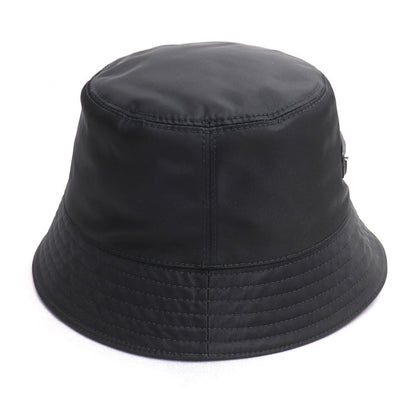 PRADA プラダ RE-NYLON トライアングルロゴ バケットハット ハット ブラック 1HC137_2DMI_F0002 M レディース【中古】【美品】