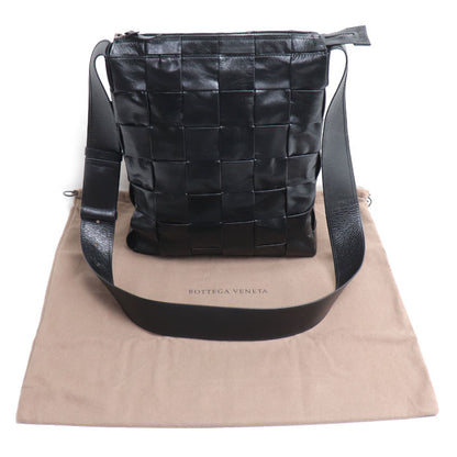 BOTTEGAVENETA ボッテガヴェネタ マキシイントレチャート カセット ショルダーバッグ ブラック 651480 VCQ71 8803 メンズ【中古】【美品】