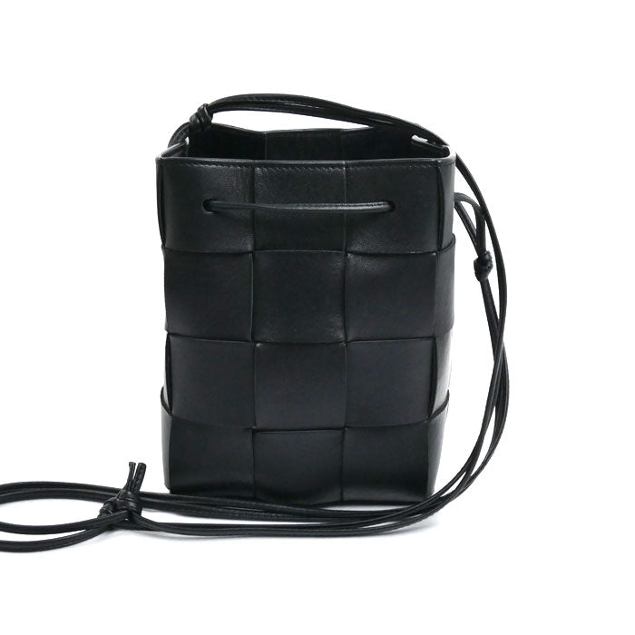 BOTTEGAVENETA ボッテガヴェネタ マキシイントレチャート カセット スモール クロスボディバッグ ショルダーバッグ ブラック 680218 レディース【中古】