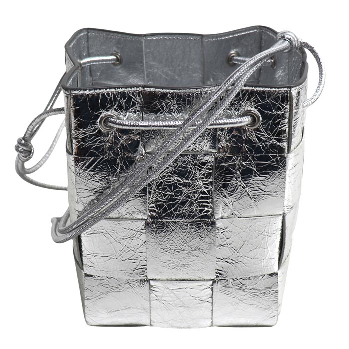 BOTTEGAVENETA ボッテガヴェネタ マキシイントレチャート カセット スモール ショルダーバッグ シルバー 752719 V2WG2 8101 レディース【中古】【美品】